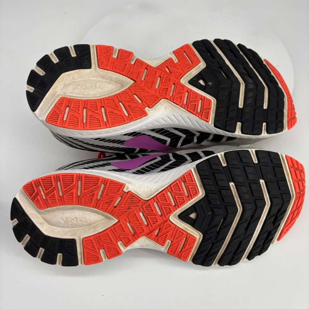 Brooks Launch 6 Running Shoes Womens 10 Wide Gray Pink Chevron Gym